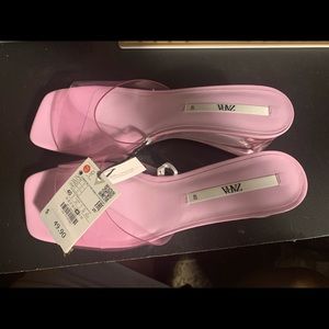 Zara Vinyl wedge sandals fuchsia